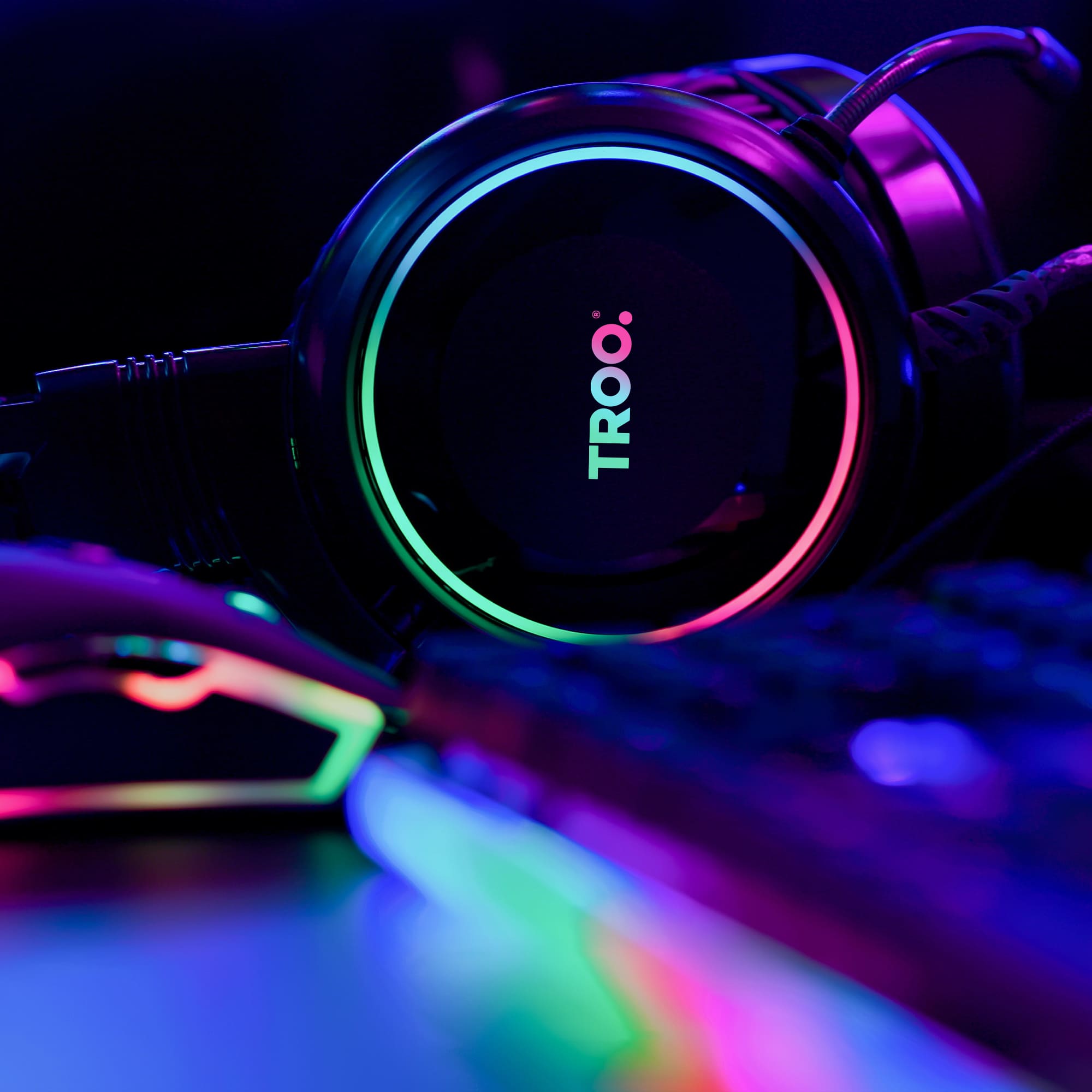 TROO Gaming FULL TILT GAME MASTER RGB USB Wired Headset